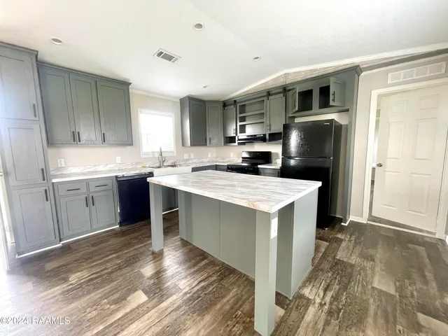 $79,900 | 2612 Claude Leblanc Road, New Iberia, LA 70560