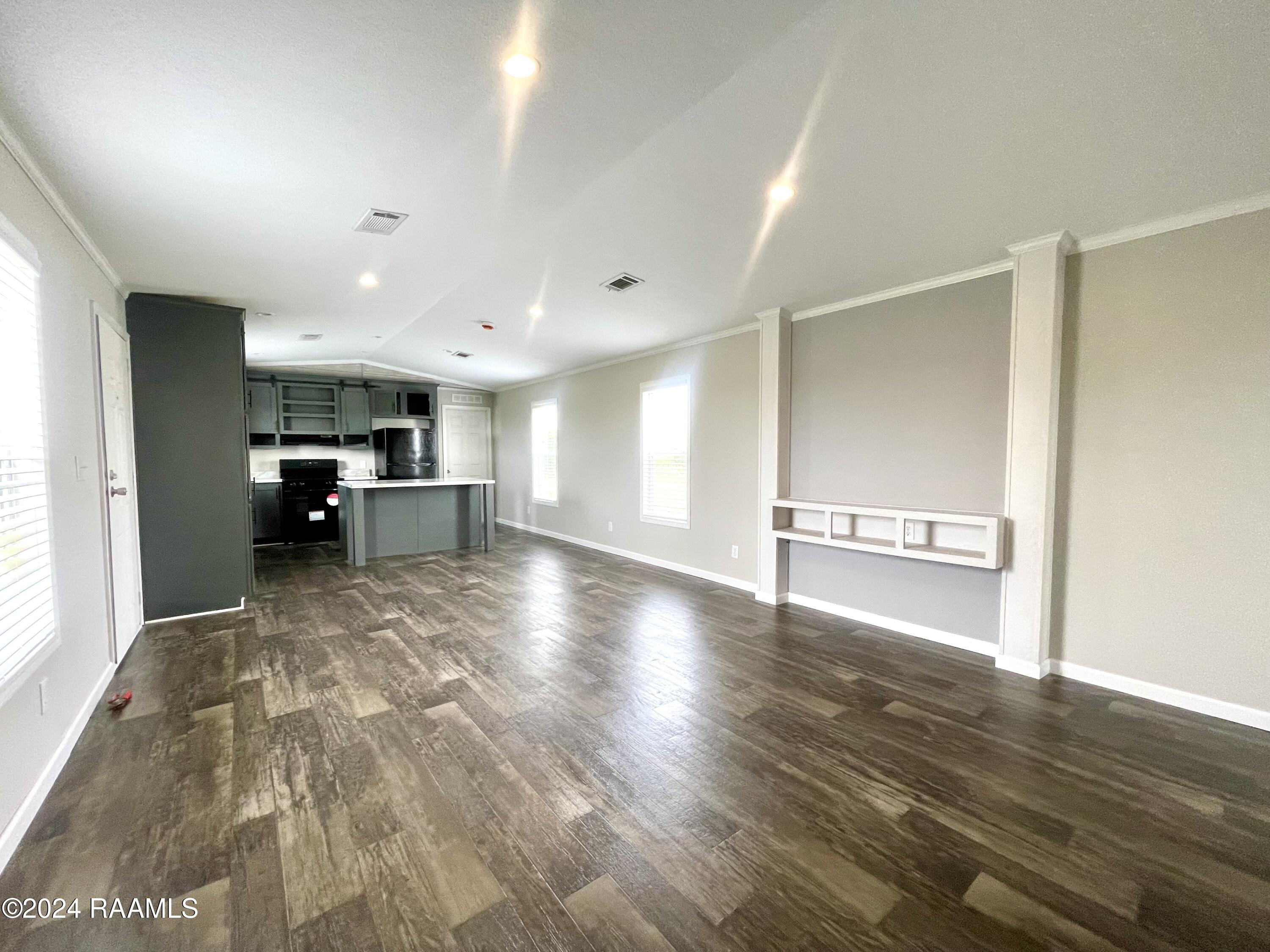 2612 Claude Leblanc Road New Iberia, LA 70560 - Photo 7 of 14 IMG_0190