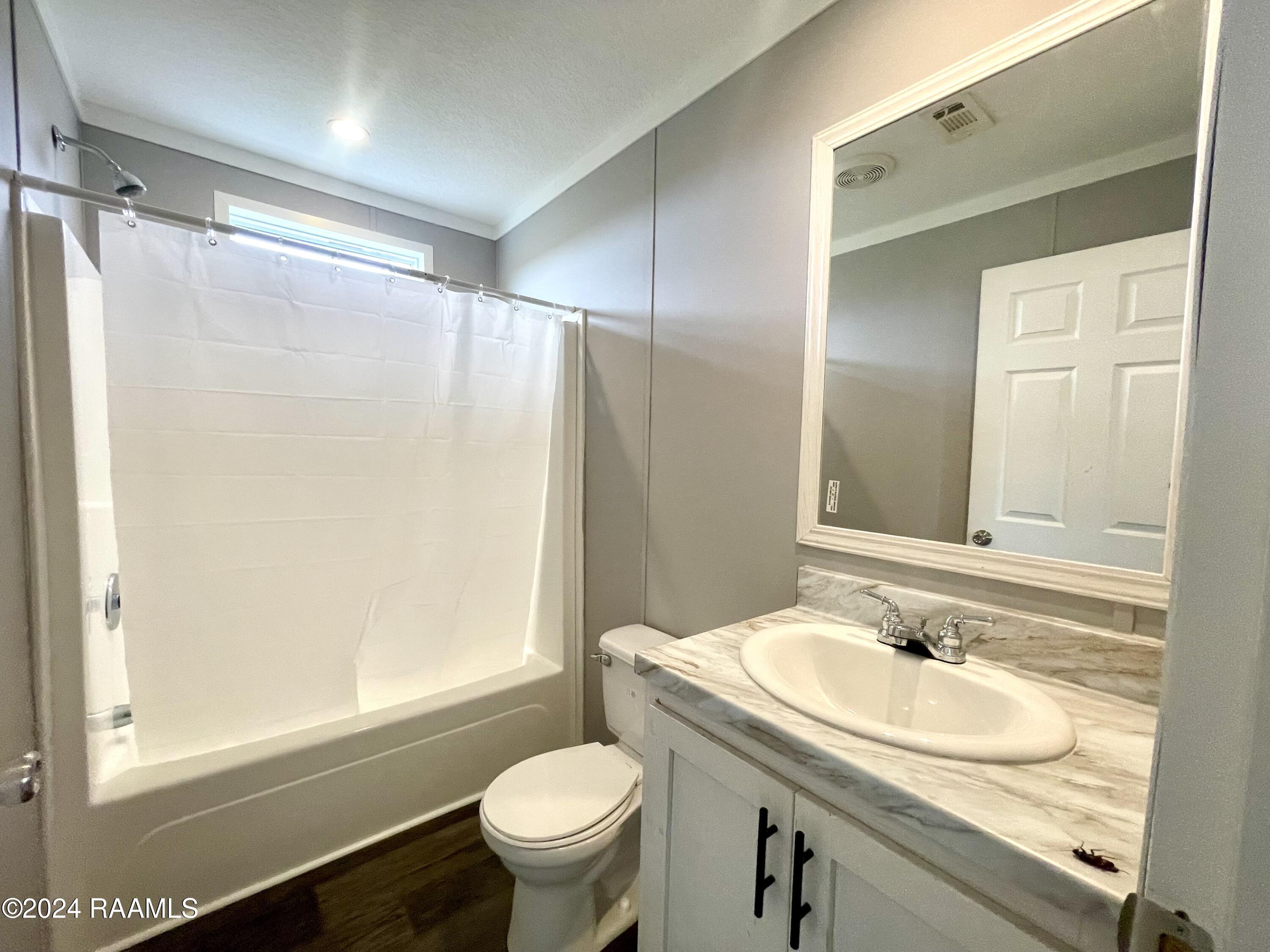 2612 Claude Leblanc Road New Iberia, LA 70560 - Photo 10 of 14 IMG_0192