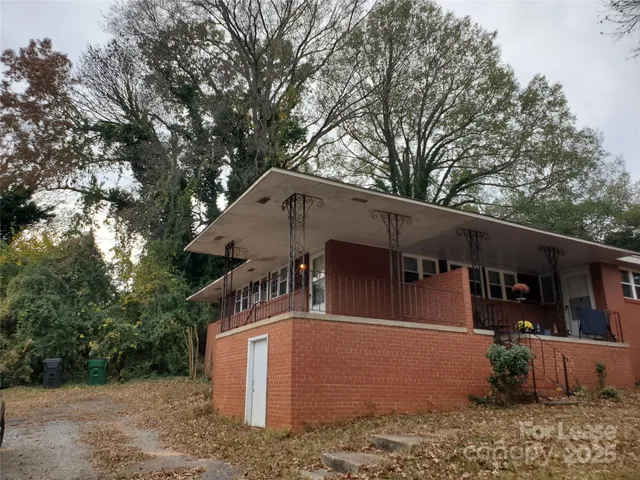 $1,195 | 1444 Academy Street, Charlotte, NC 28205