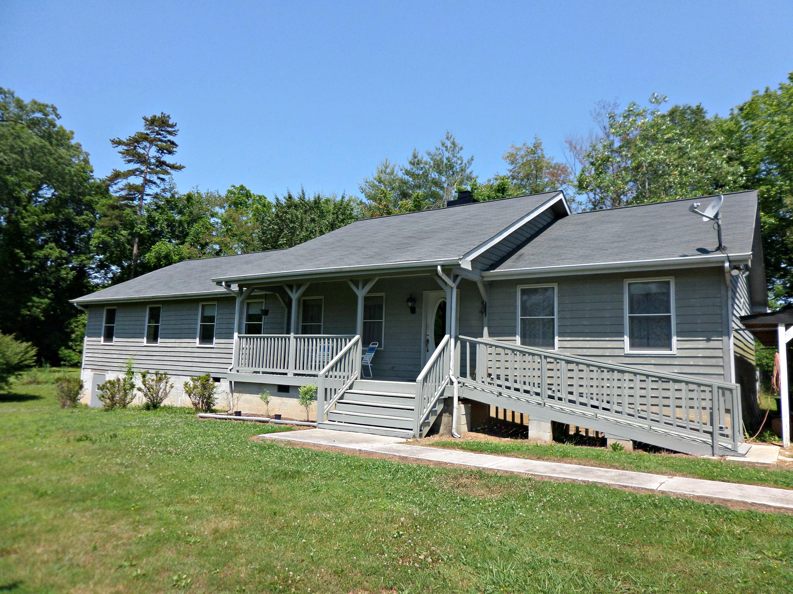 215 Old Batley Road Clinton, TN 37716 - Photo 1 of 38 215 Old Batley Road