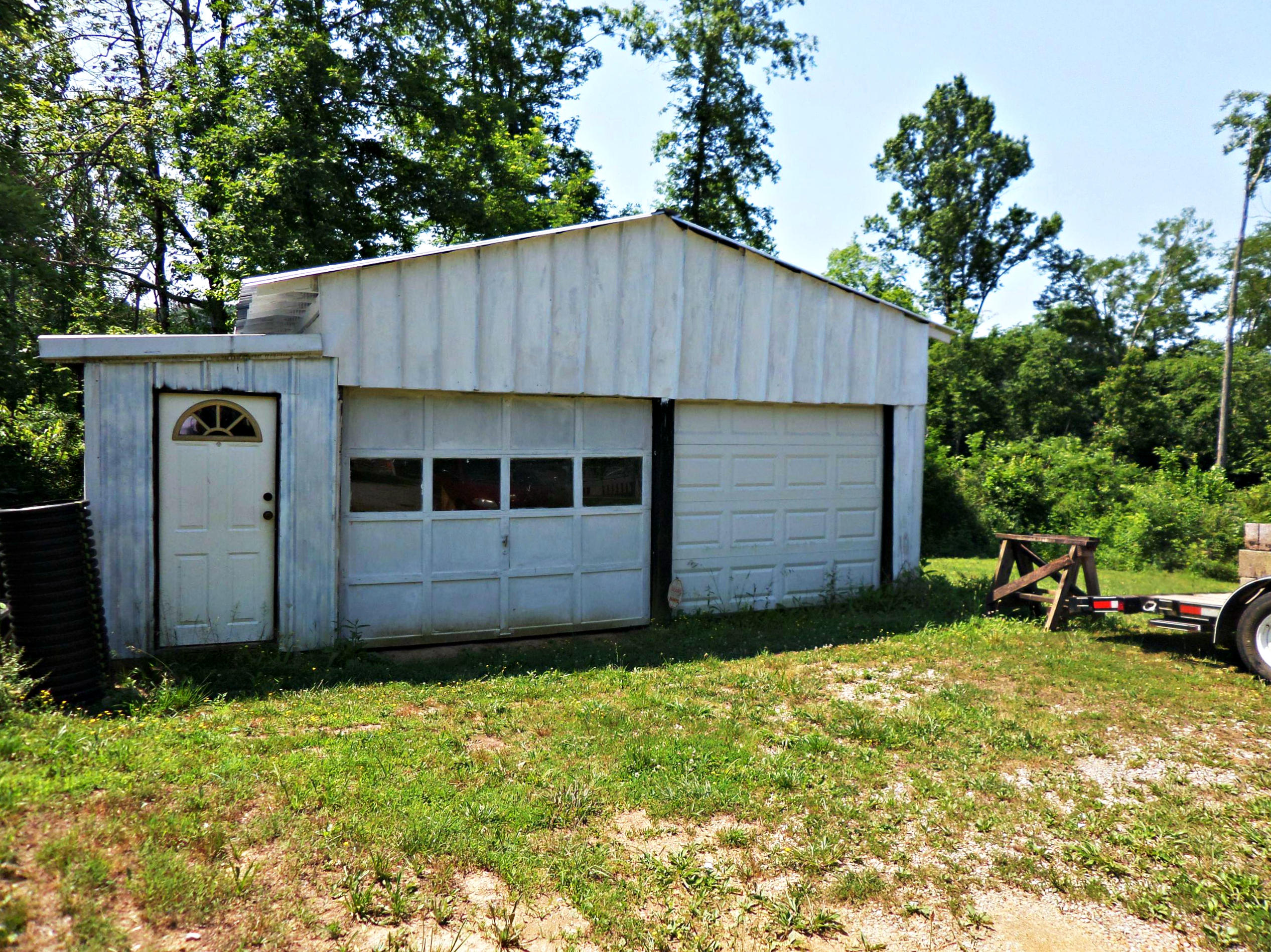 215 Old Batley Road Clinton, TN 37716 - Photo 30 of 38 Workshop