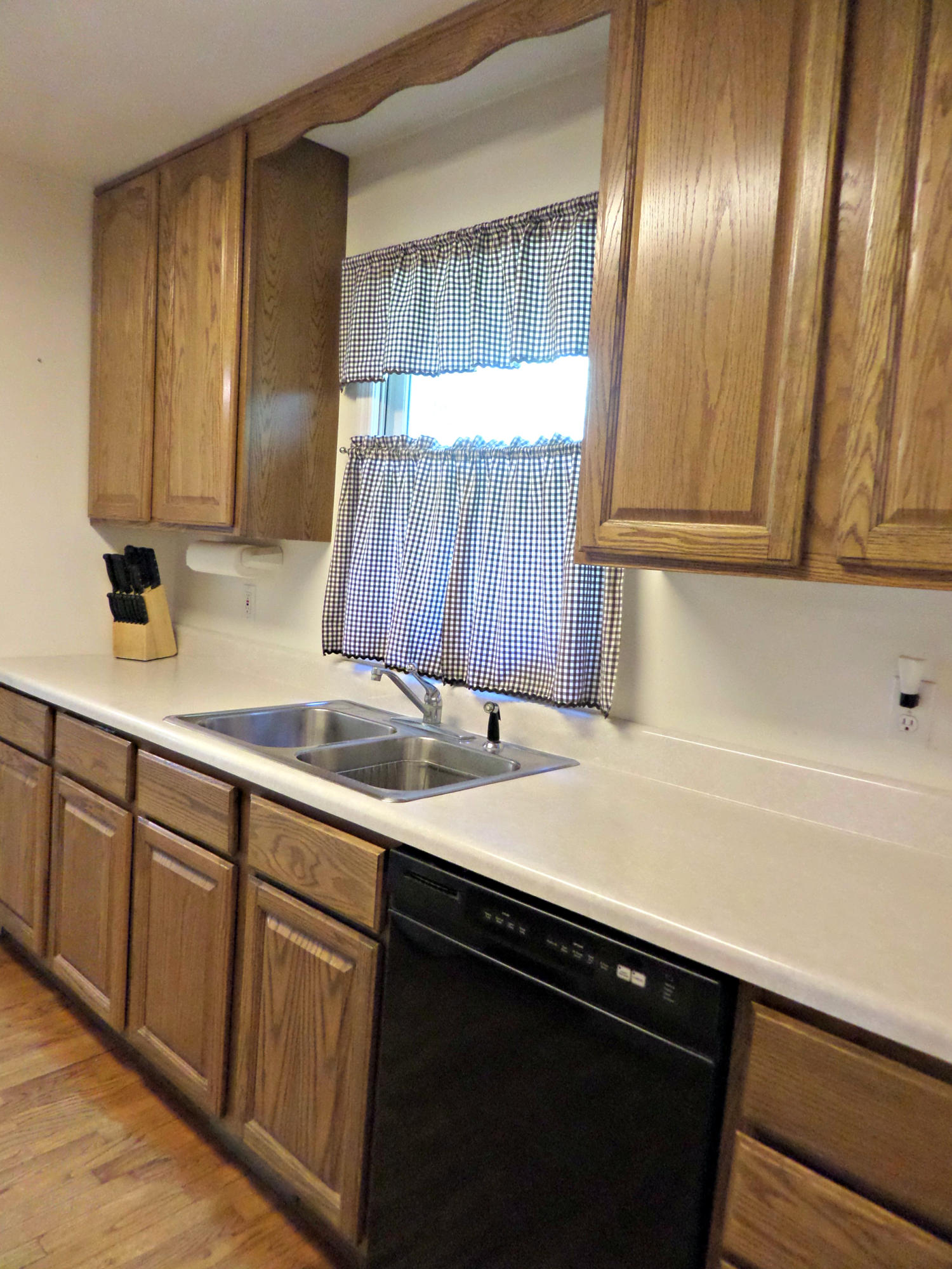 215 Old Batley Road Clinton, TN 37716 - Photo 6 of 38 Kitchen