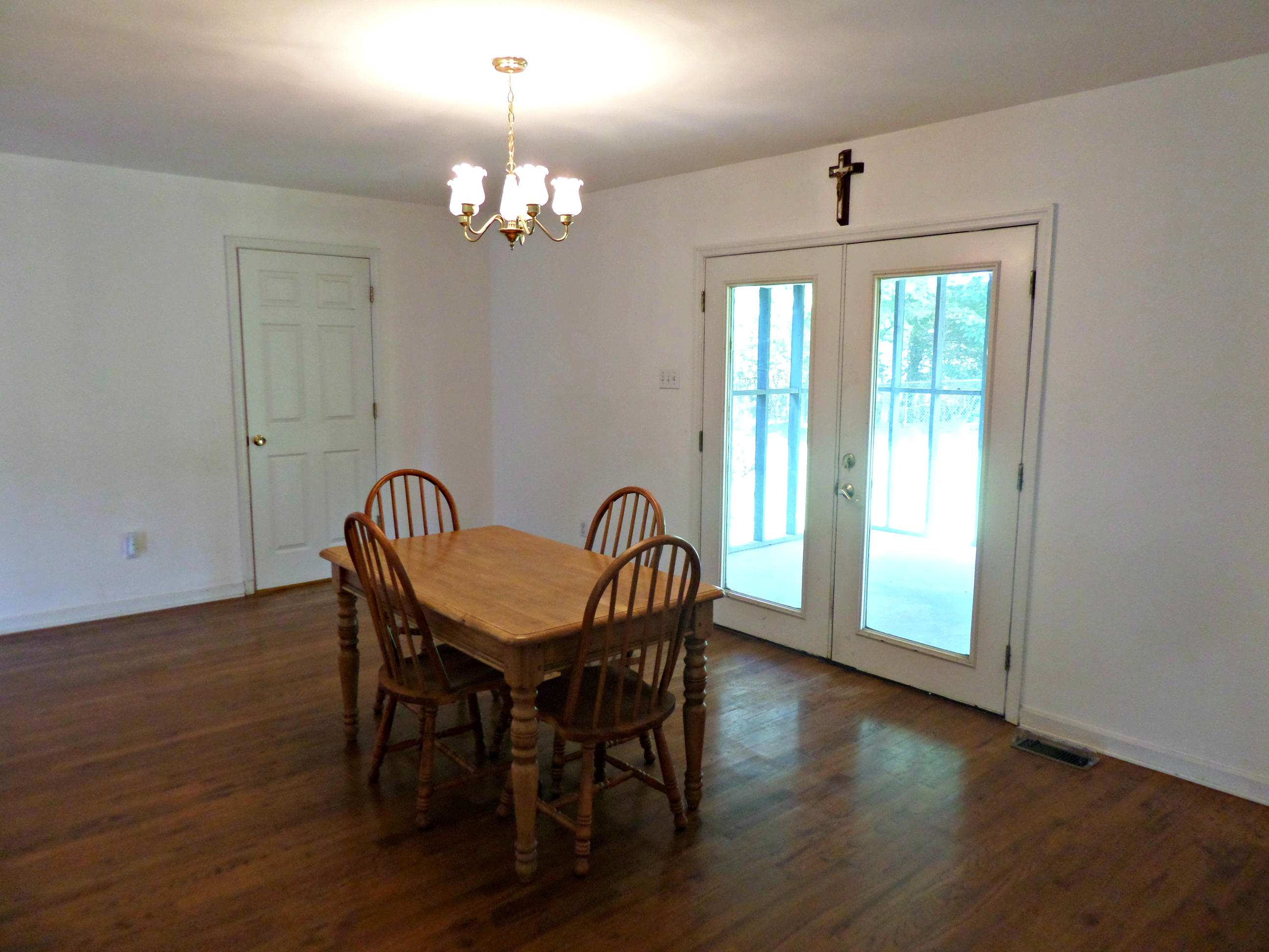 215 Old Batley Road Clinton, TN 37716 - Photo 10 of 38 Dining Room