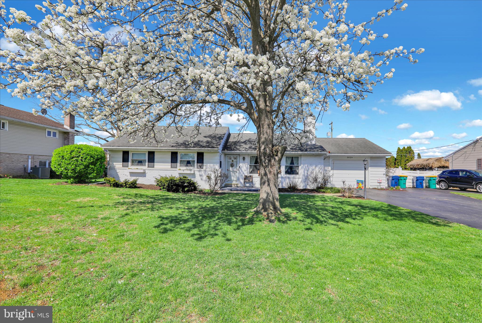 3029 Merritt Parkway Reading, PA 19608 - Photo 3 of 36 a front view of a house with a yard