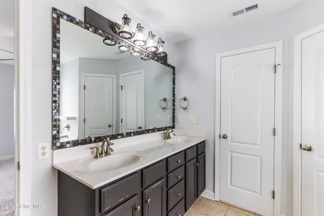 $425,000 | 5023 Trumpet Vine Way, Wilmington, NC 28412