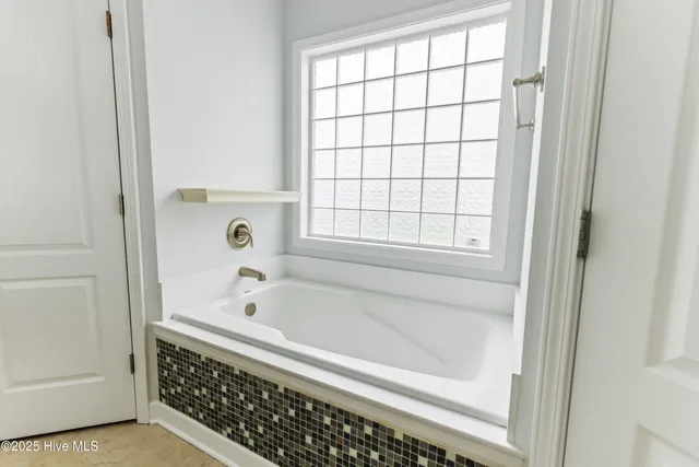 $425,000 | 5023 Trumpet Vine Way, Wilmington, NC 28412