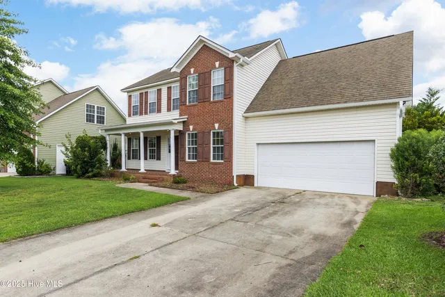 $425,000 | 5023 Trumpet Vine Way, Wilmington, NC 28412