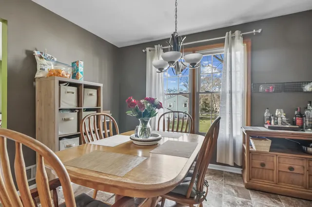 $159,990 | 38513 Capetown Court, Unit 169, Clinton Township, MI 48038