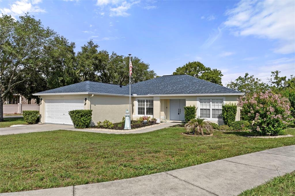 407 Montpelier Court Spring Hill, FL 34608 - Photo 2 of 38