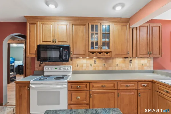 $429,900 | 6 Miller Road, Vernon, CT 06066