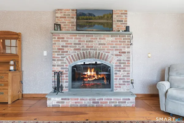 $429,900 | 6 Miller Road, Vernon, CT 06066