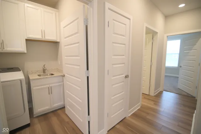 $344,900 | 15707 Harvester Circle East, Noblesville, IN 46060