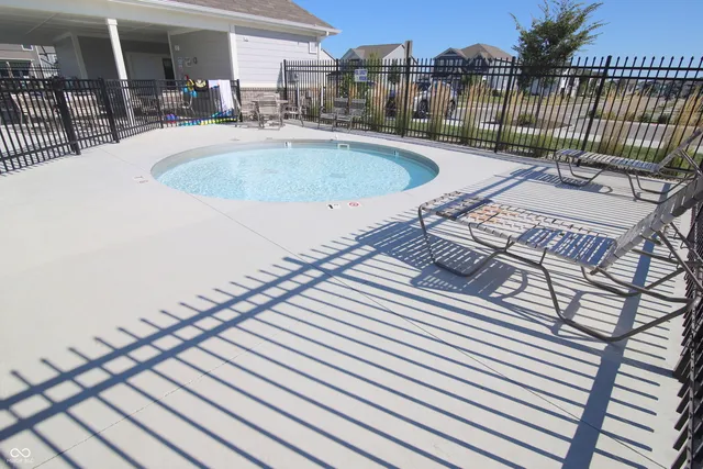 $344,900 | 15707 Harvester Circle East, Noblesville, IN 46060