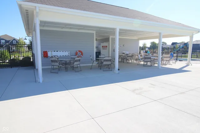 $344,900 | 15707 Harvester Circle East, Noblesville, IN 46060