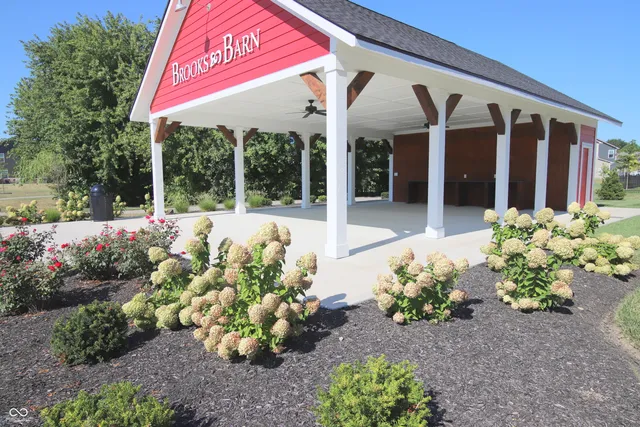 $344,900 | 15707 Harvester Circle East, Noblesville, IN 46060