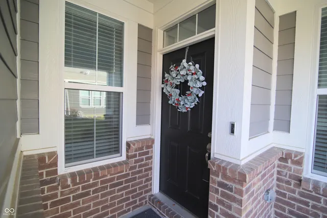 $344,900 | 15707 Harvester Circle East, Noblesville, IN 46060