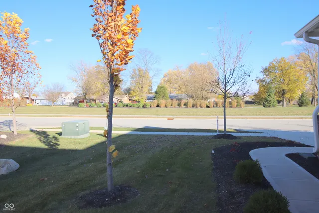 $344,900 | 15707 Harvester Circle East, Noblesville, IN 46060