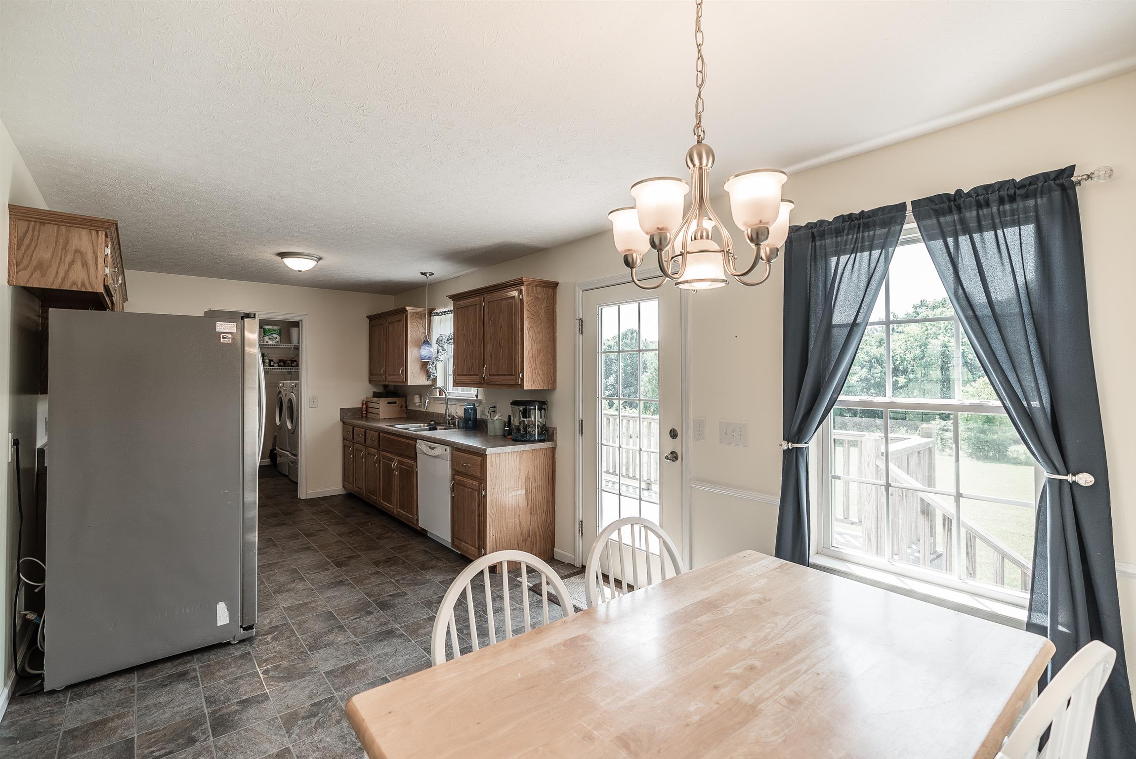 1012 Cameron Way Portland, TN 37148 - Photo 6 of 19 Gallery Image 6