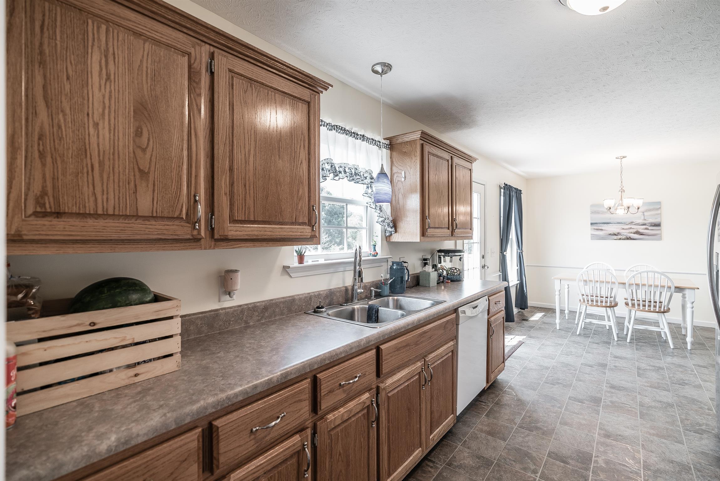 1012 Cameron Way Portland, TN 37148 - Photo 7 of 19 Gallery Image 7