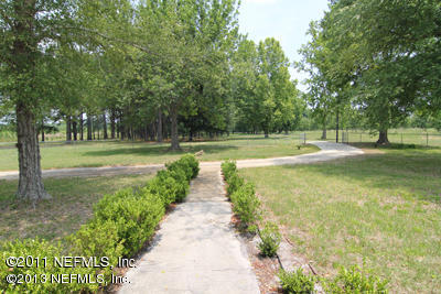 plummer front to driveway
