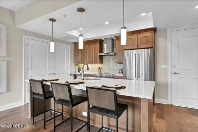 $780,000 | 240 North Water Street, Unit 854, Wilmington, NC 28401