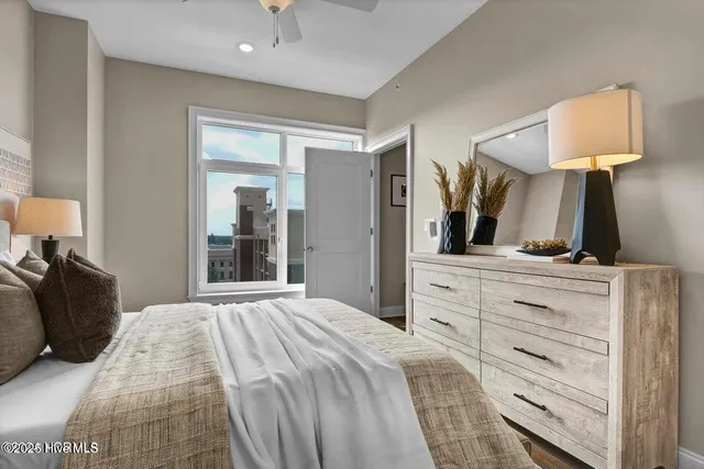 $780,000 | 240 North Water Street, Unit 854, Wilmington, NC 28401