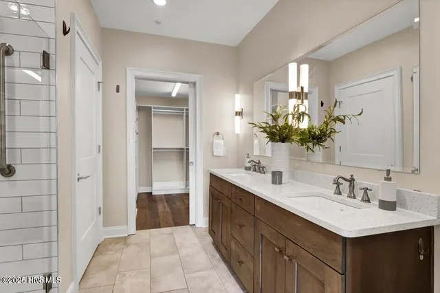 $780,000 | 240 North Water Street, Unit 854, Wilmington, NC 28401