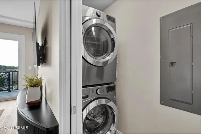 $780,000 | 240 North Water Street, Unit 854, Wilmington, NC 28401