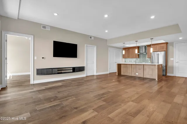 $780,000 | 240 North Water Street, Unit 854, Wilmington, NC 28401