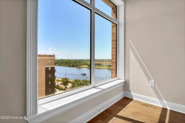 $780,000 | 240 North Water Street, Unit 854, Wilmington, NC 28401