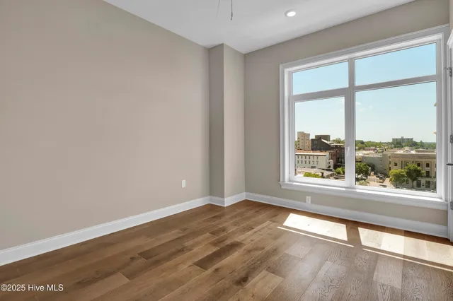 $780,000 | 240 North Water Street, Unit 854, Wilmington, NC 28401