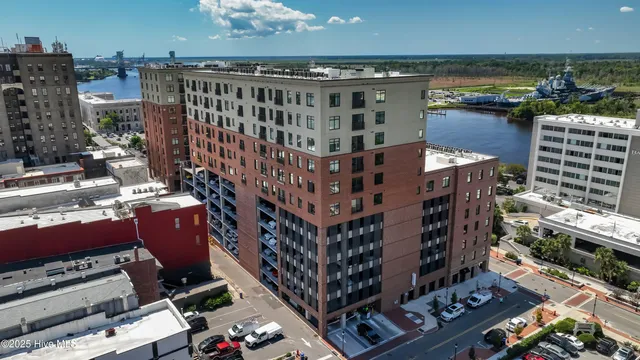 $780,000 | 240 North Water Street, Unit 854, Wilmington, NC 28401