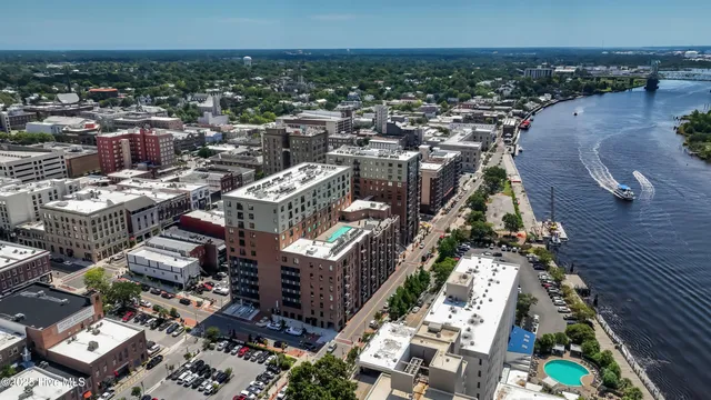 $780,000 | 240 North Water Street, Unit 854, Wilmington, NC 28401