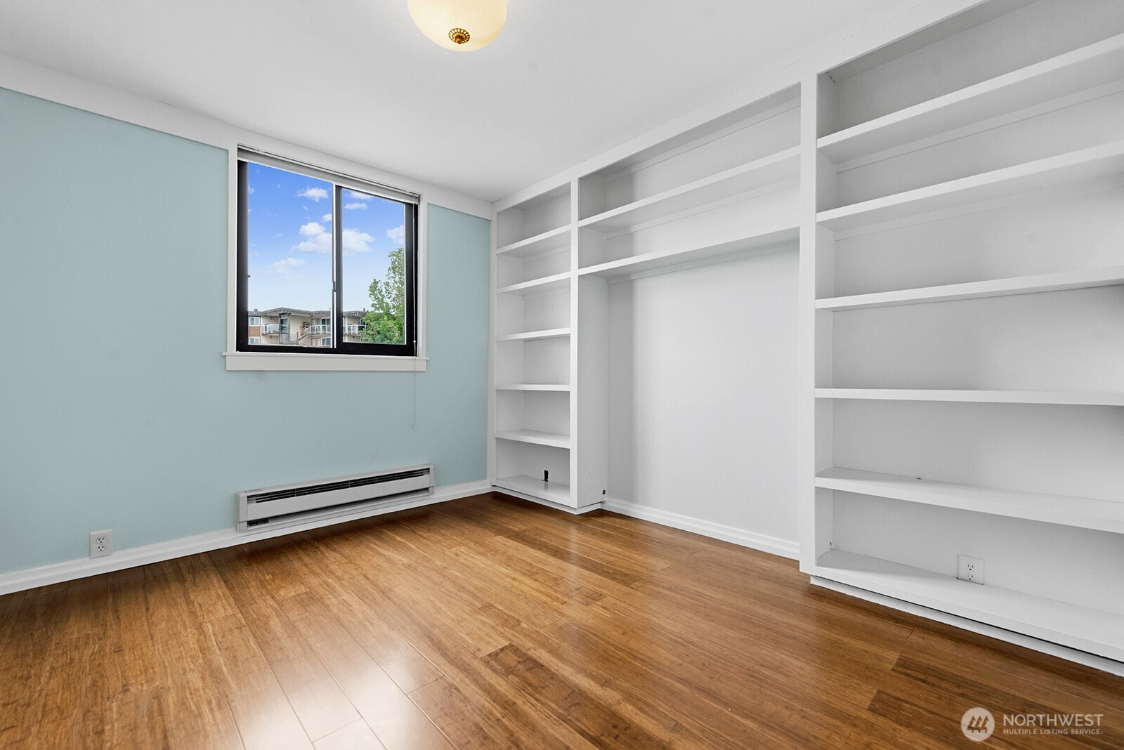3717 Beach Drive Southwest, Unit 113 Seattle, WA 98116 - Photo 19 of 38