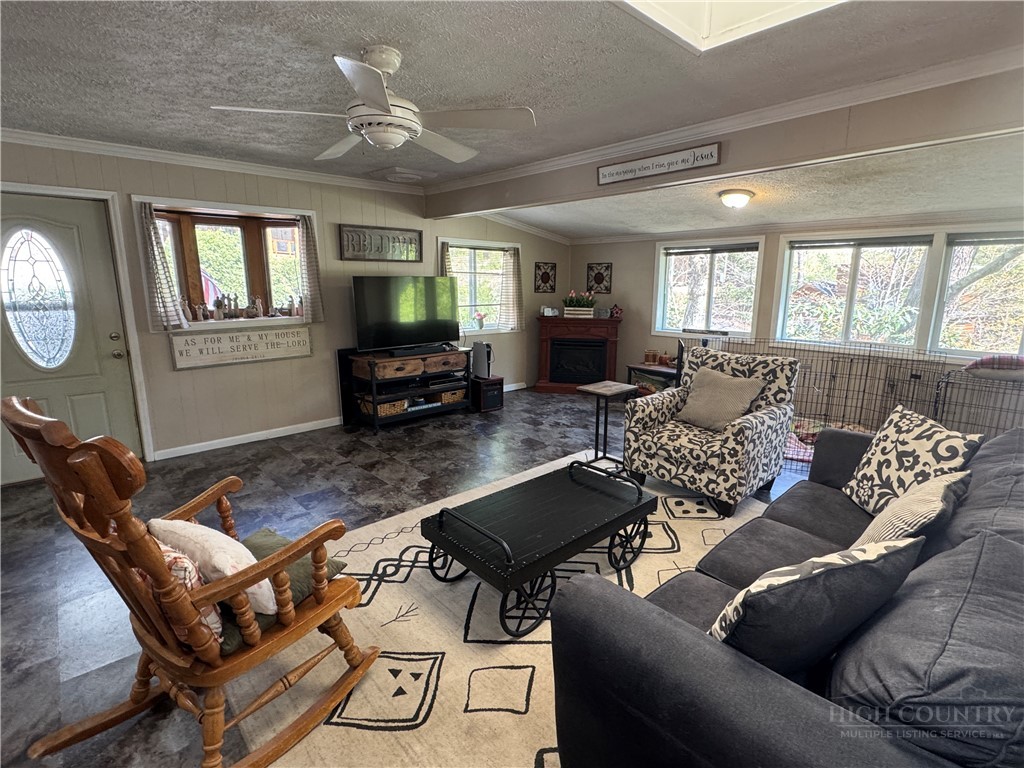 36 Larkspur Road Newland, NC 28657 - Photo 8 of 36