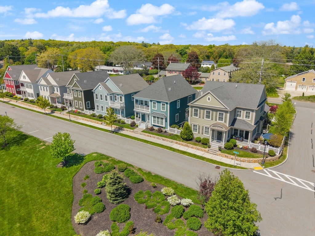 14 Parkview Road, Unit 14 Franklin, MA 02038 - Photo 41 of 42 an aerial view of residential houses with outdoor space and swimming pool