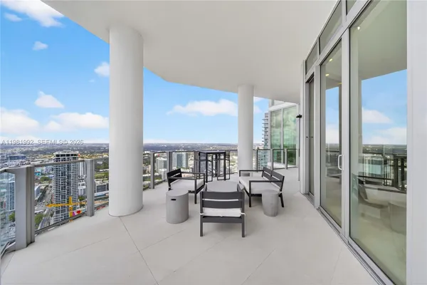 $4,999,999 | 2900 Northeast 7th Avenue, Unit 4904, Miami, FL 33137