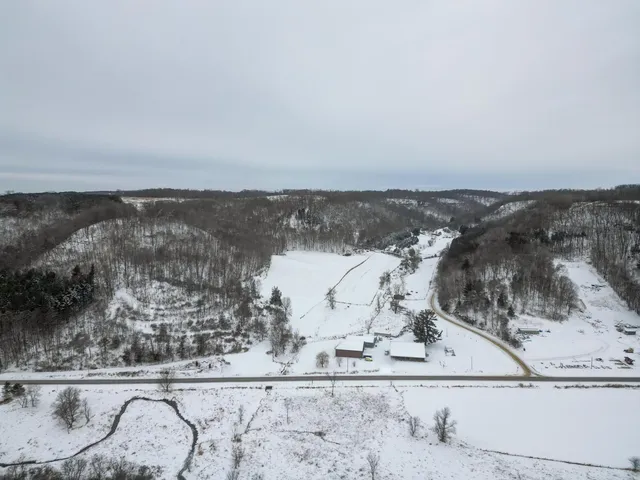 $789,900 | E13758 Highway 82, La Farge, WI 54639