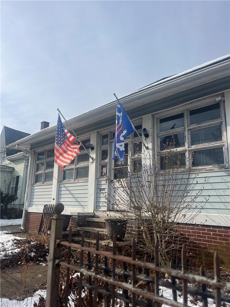 107 Mulberry Street Pawtucket, RI 02860 - Photo 1 of 12