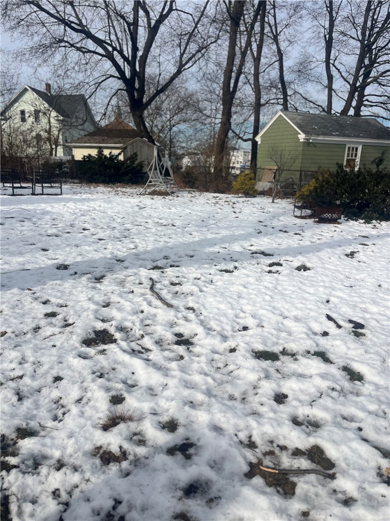 107 Mulberry Street Pawtucket, RI 02860 - Photo 11 of 12