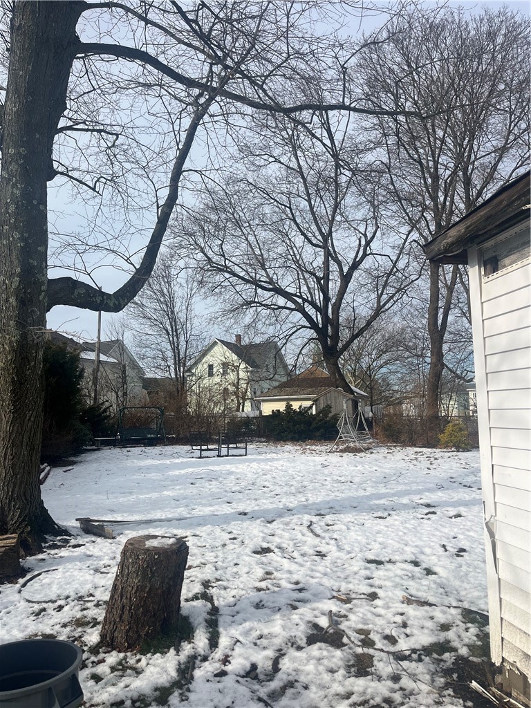 107 Mulberry Street Pawtucket, RI 02860 - Photo 9 of 12