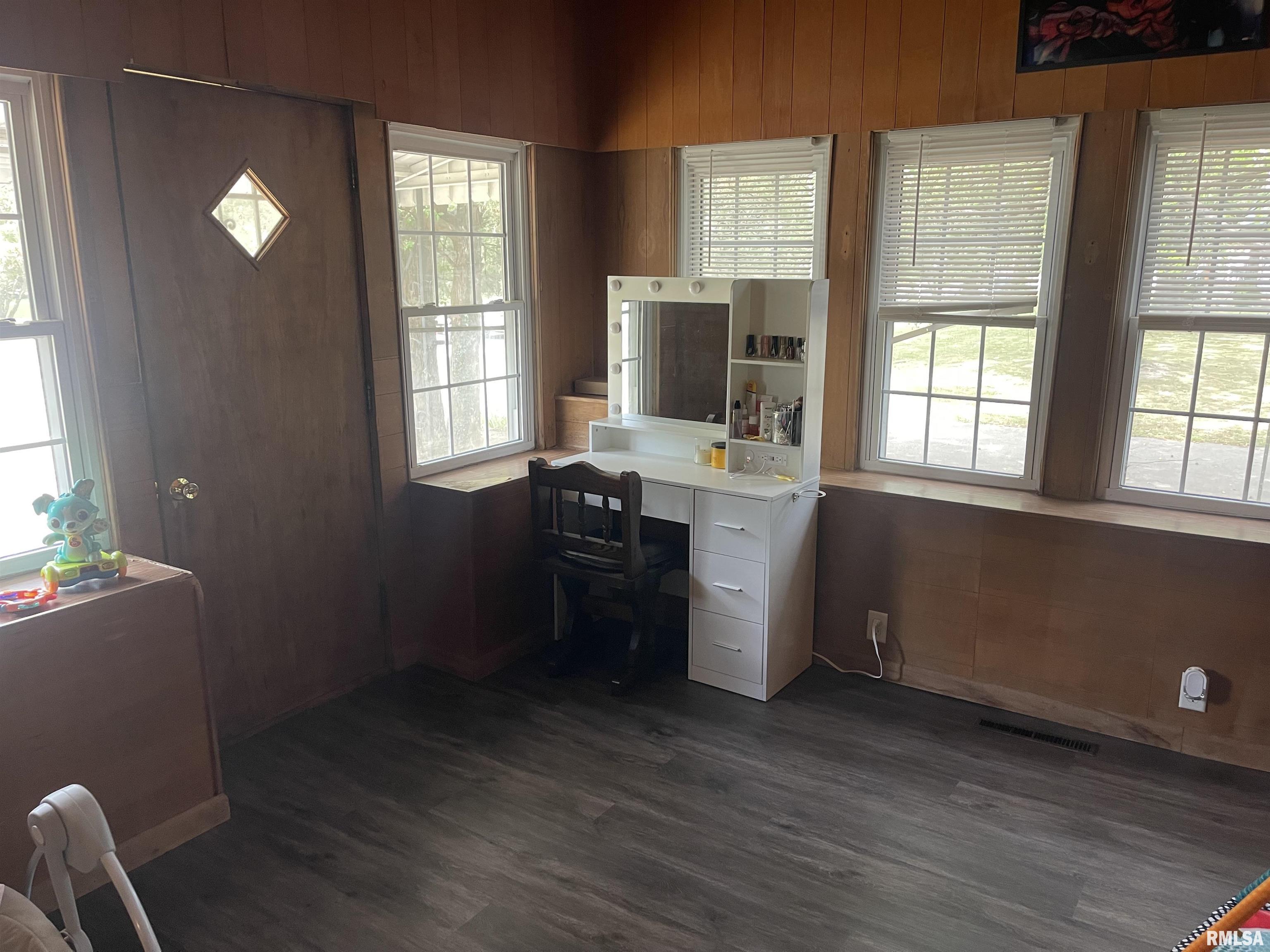 1010 South Main Street Benton, IL 62812 - Photo 16 of 30