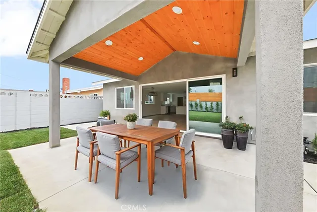 $998,800 | 11858 Fellows Avenue, San Fernando, CA 91340