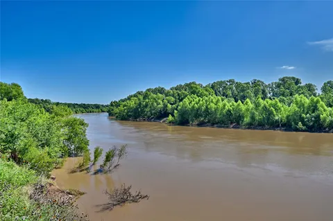 a big yard with lots of green space