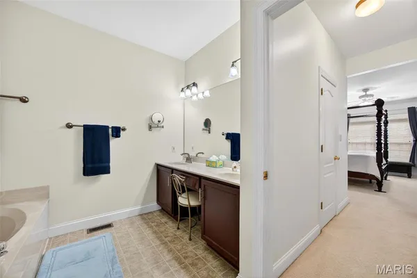 $400,000 | 2404 Golden Bear Way, Unit 715B, Wentzville, MO 63385