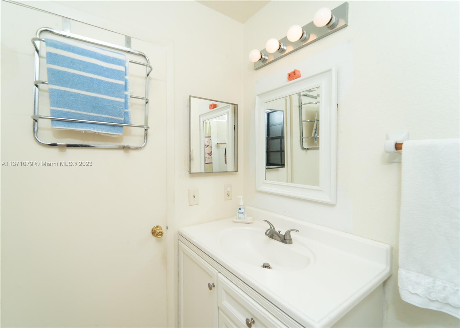 4007 Albany Road LaBelle, FL 33935 - Photo 14 of 24 Gallery Image 14
