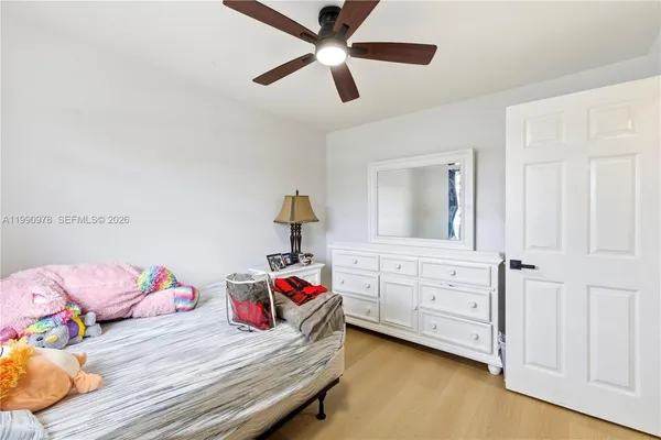 $2,000 | 5666 Mayo Street, Unit 2, Hollywood, FL 33023