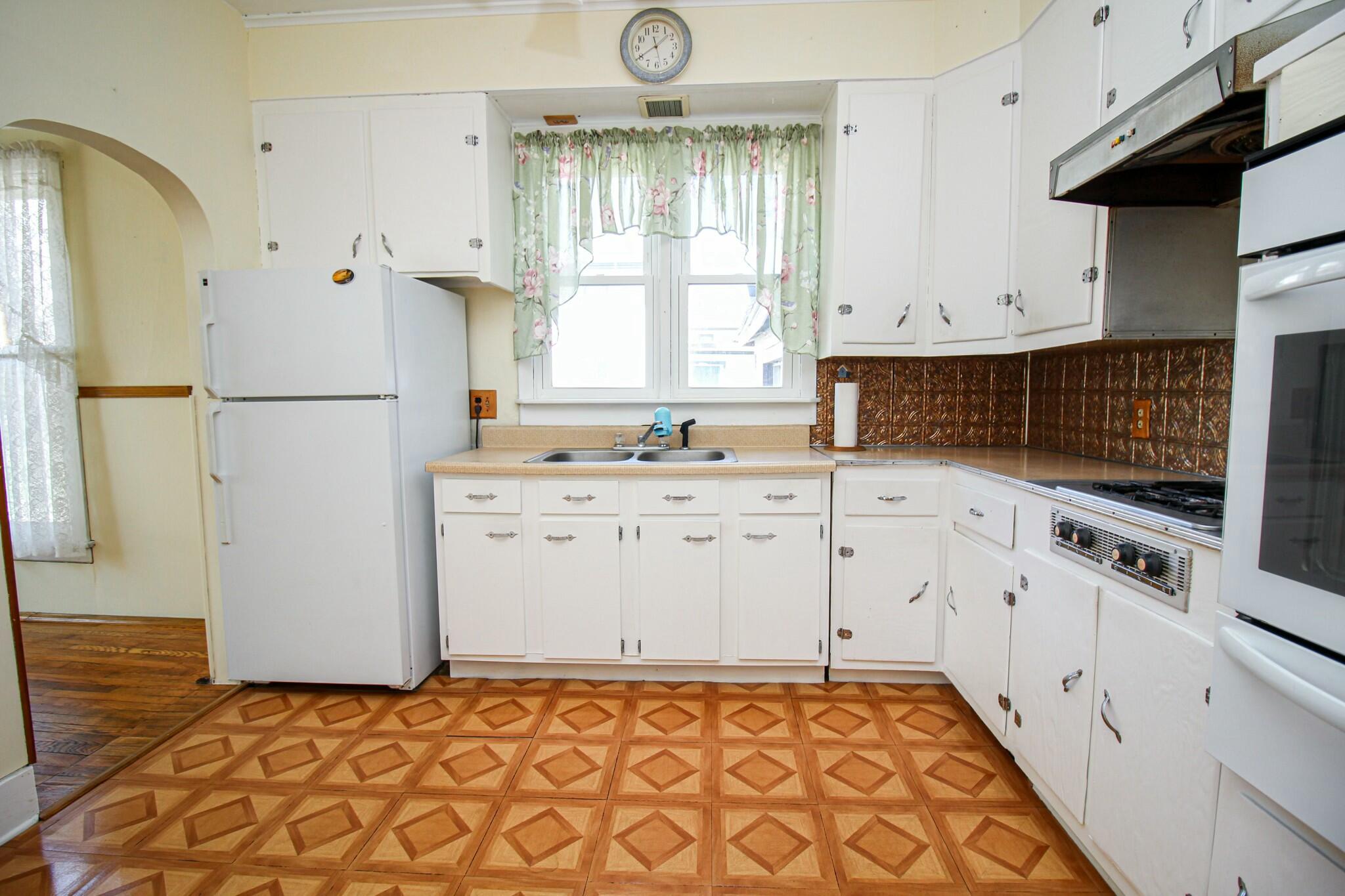 305 North Douglas Avenue Three Rivers, MI 49093 - Photo 17 of 30 tempImage97WiIp