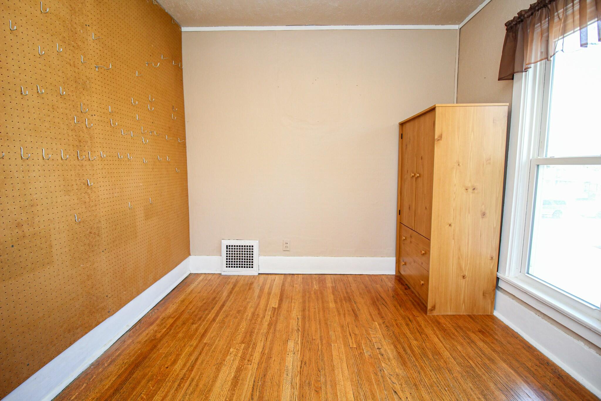 305 North Douglas Avenue Three Rivers, MI 49093 - Photo 23 of 30 tempImageqkA3gm